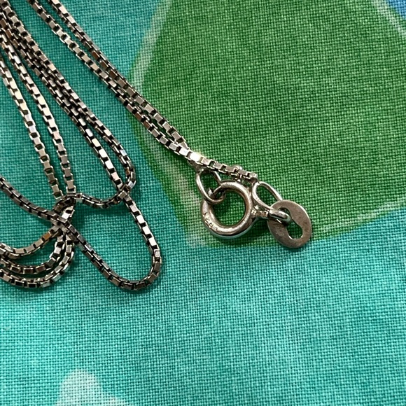 Chuck Clemency Emerald Sterling Silver 925 Pendant and Chain Necklace - Picture 7 of 7